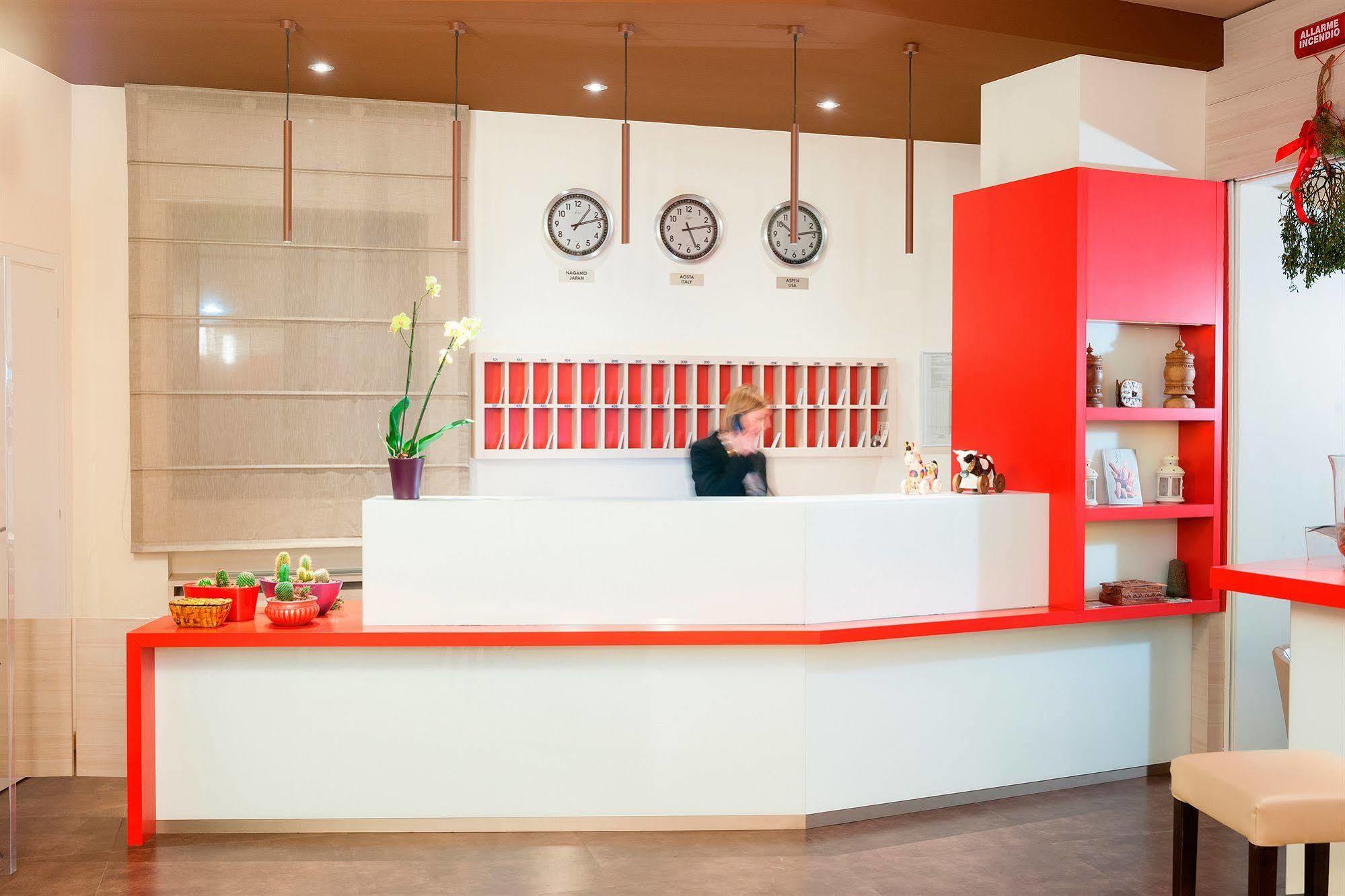 Hb Aosta Hotel & Balcony Spa Εξωτερικό φωτογραφία